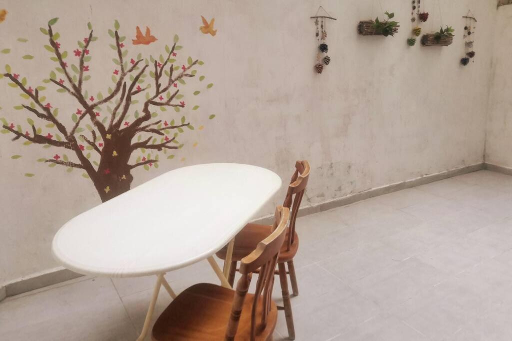 3+1 , Historical Elevator, Warm House Next To Sea Apartment Izmir Exterior photo